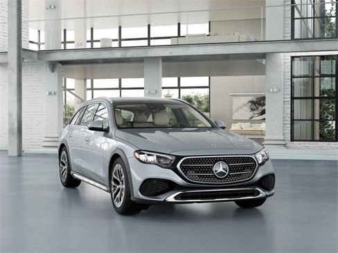 New 2026 Mercedes-Benz E 450 4MATIC All-Terrain Wagon image 9