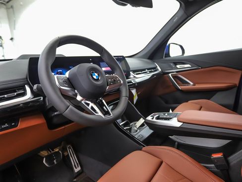 New 2026 BMW X1 xDrive28i w/ Technology Package image 10