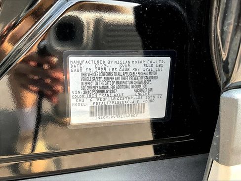 Used 2024 Nissan Kicks SR FWD image 18
