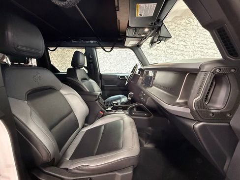Used 2024 Ford Bronco Big Bend image 12