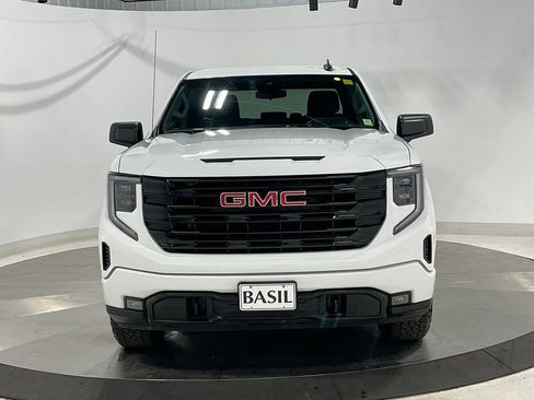 Used 2023 GMC Sierra 1500 Elevation AWD/4WD image 9