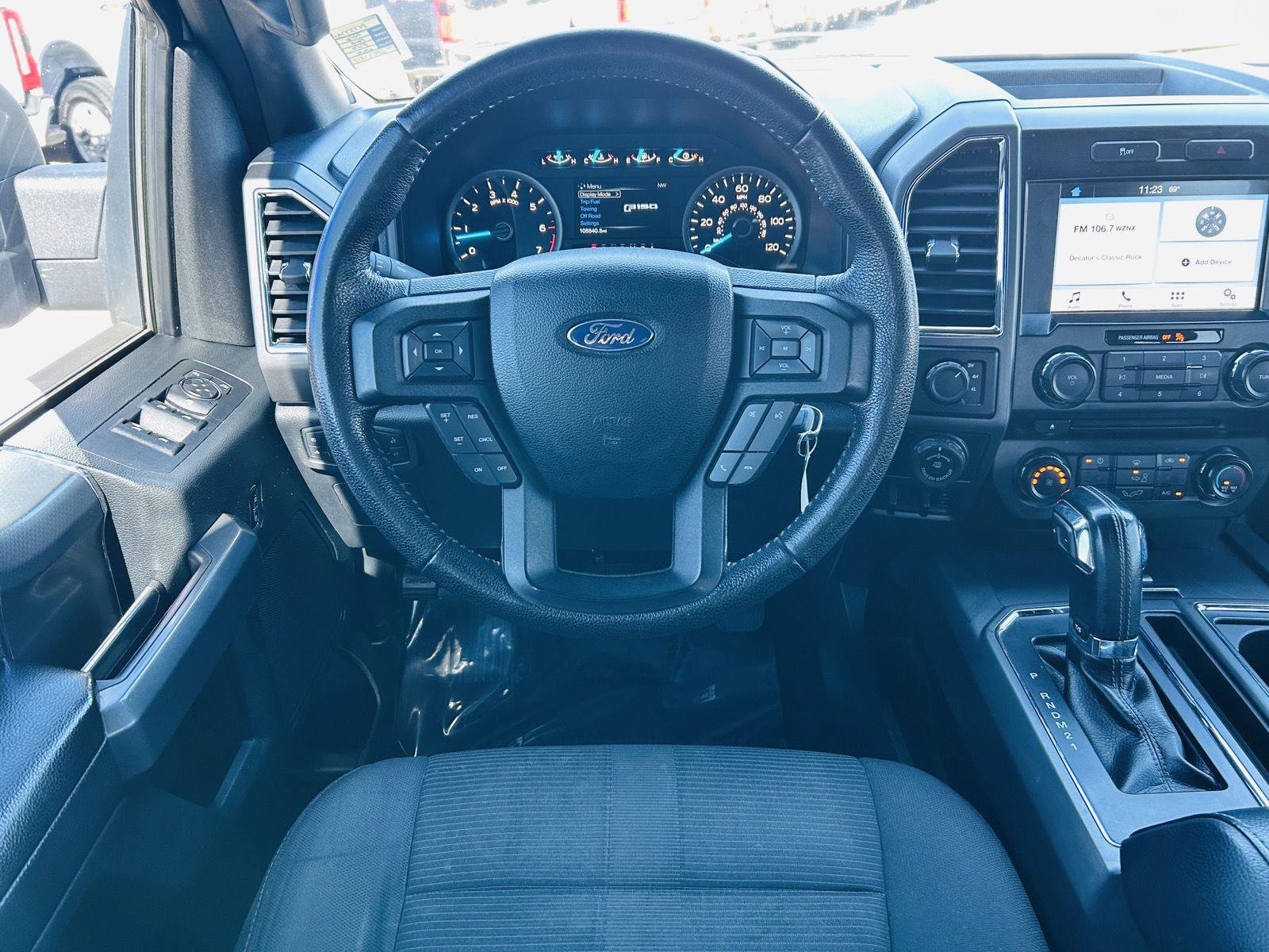 Used 2016 Ford F150 XLT w/ Equipment Group 302A Luxury AWD/4WD image 11
