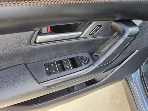 Used 2025 MAZDA CX-50 AWD 2.5 Hybrid w/ Premium Pkg image 15