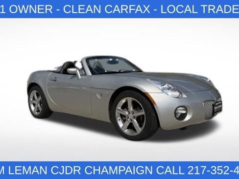 Used 2009 Pontiac Solstice Convertible w/ Premium Package image 2