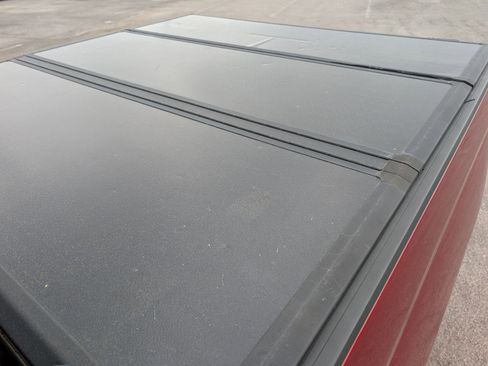 Used 2018 Chevrolet Silverado 1500 LT w/ All Star Edition image 13