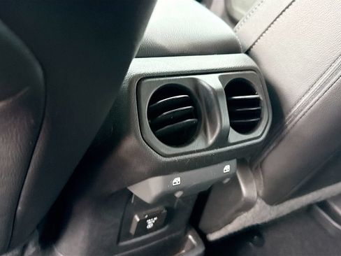 Used 2023 Jeep Wrangler Unlimited Sahara w/ Cold Weather Group AWD/4WD image 29