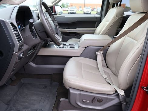 Certified 2021 Ford Expedition XLT RWD image 32