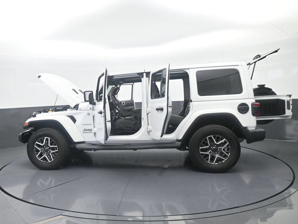 Used 2024 Jeep Wrangler Unlimited Sahara w/ Safety Group AWD/4WD image 71