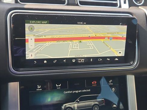 Used 2020 Land Rover Range Rover HSE image 12