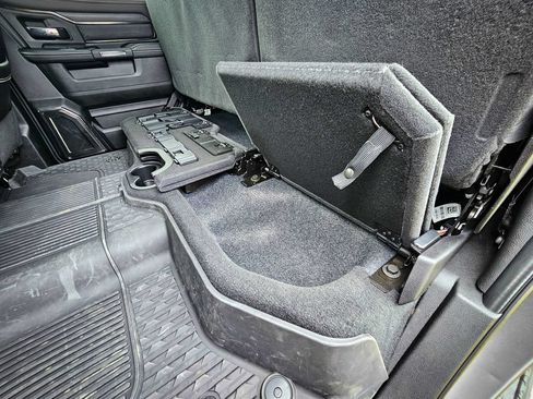 Used 2024 RAM 3500 Limited AWD/4WD image 42
