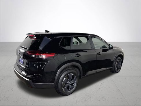 Used 2024 Nissan Rogue SV FWD image 6