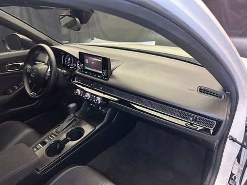 Used 2024 Honda Civic Sport image 16