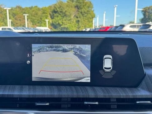 Used 2023 Kia Telluride EX w/ EX Captain's Chair Package image 11