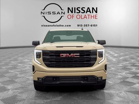 Used 2023 GMC Sierra 1500 Elevation image 30