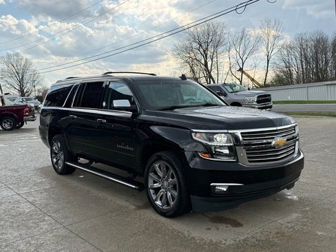 Used 2018 Chevrolet Suburban Premier image 23