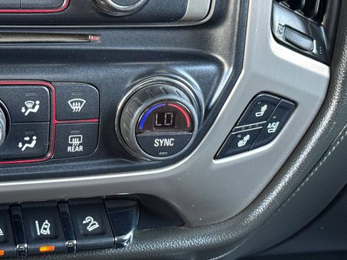 Used 2015 GMC Sierra 1500 Denali w/ Driver Alert Package AWD/4WD image 28