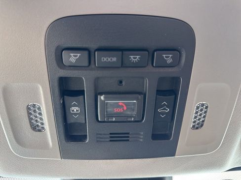 Used 2021 Toyota Camry XSE image 45