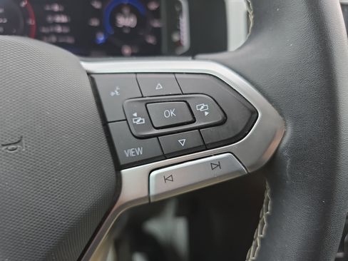 Used 2023 Volkswagen Atlas SE w/ Black Wheel Package AWD/4WD image 18