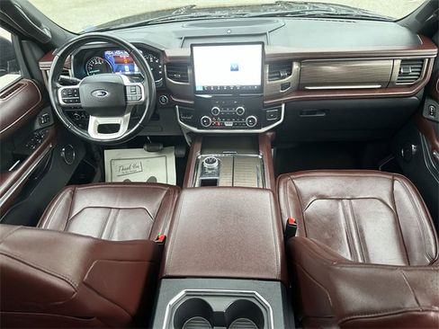 Used 2024 Ford Expedition Limited image 24