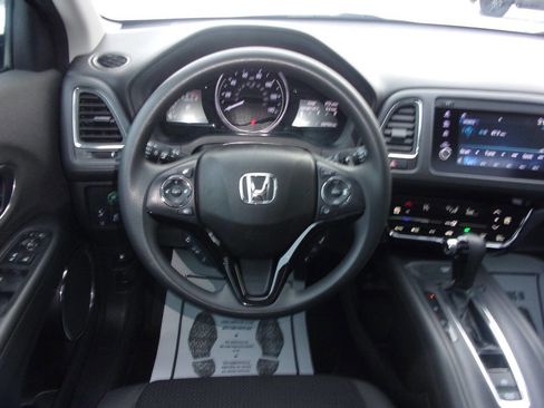 Used 2021 Honda HR-V EX image 16
