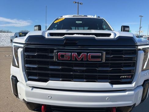 Certified 2024 GMC Sierra 2500 AT4 w/ AT4 Premium Plus Package image 12