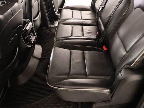 Used 2021 RAM 1500 Laramie w/ Sport Appearance Package image 13