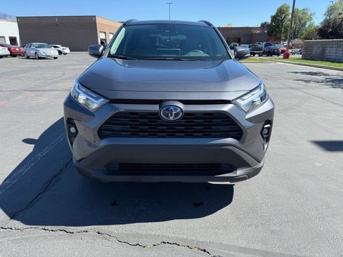 Used 2023 Toyota RAV4 XLE Premium AWD/4WD image 9