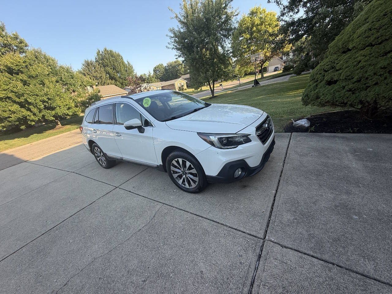 Used 2018 Subaru Outback 2.5i Touring w/ Popular Package #3 AWD/4WD image 5