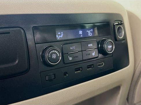 Used 2019 GMC Yukon Denali w/ Denali Ultimate Package image 29