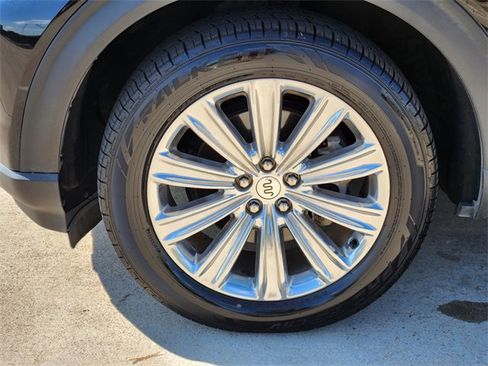 Used 2021 Ford Explorer King Ranch w/ Premium Technology Package image 10