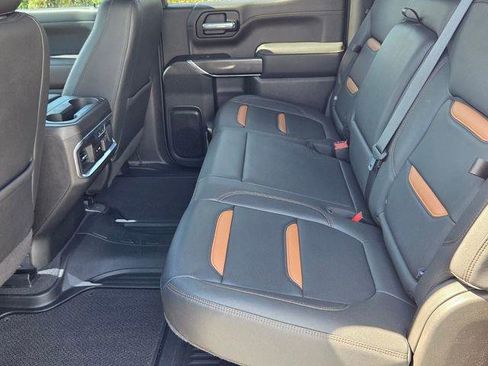 Used 2021 GMC Sierra 1500 AT4 w/ AT4 Premium Package image 10