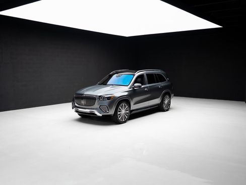 Used 2024 Mercedes-Benz Maybach GLS 600 4MATIC image 88