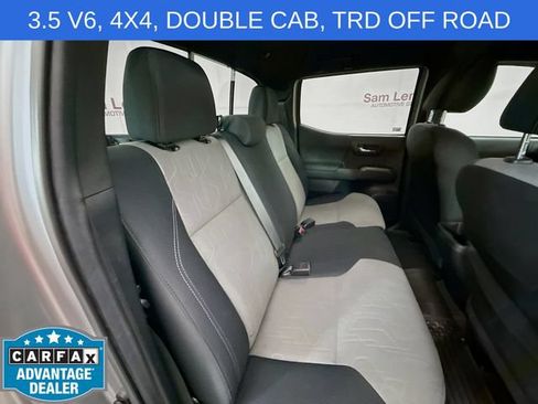 Used 2022 Toyota Tacoma TRD Off-Road AWD/4WD image 24