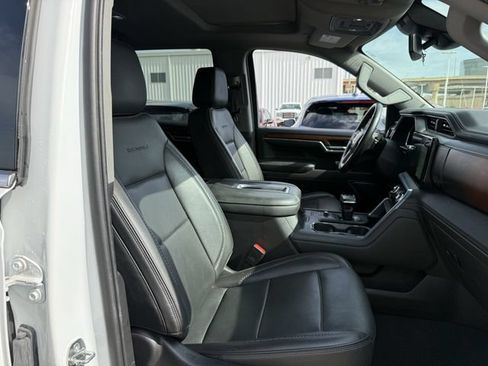 Used 2022 GMC Sierra 1500 Denali AWD/4WD image 33