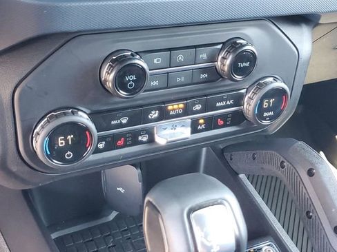 Used 2024 Ford Bronco Raptor AWD/4WD image 23