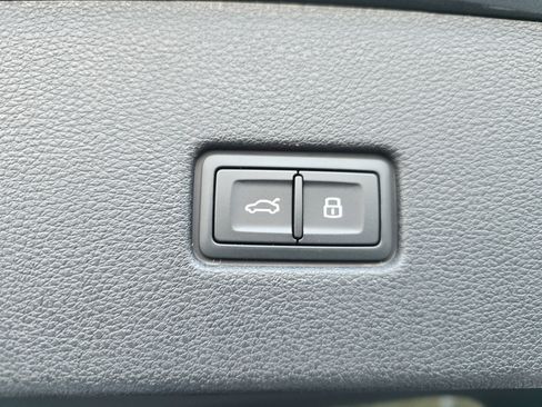 Certified 2024 Audi SQ8 Prestige image 13