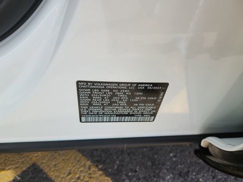 Used 2023 Volkswagen Atlas Cross Sport SE w/ Black Wheel Package image 21