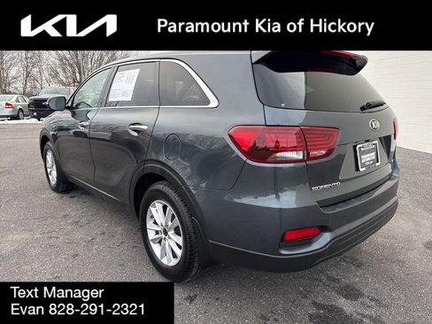 Used 2020 Kia Sorento LX image 5