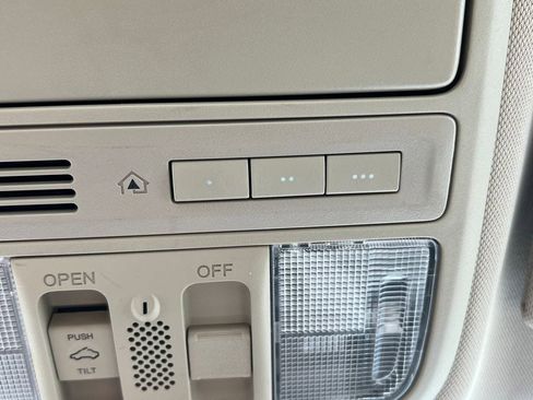 Used 2015 Honda Accord EX-L image 30
