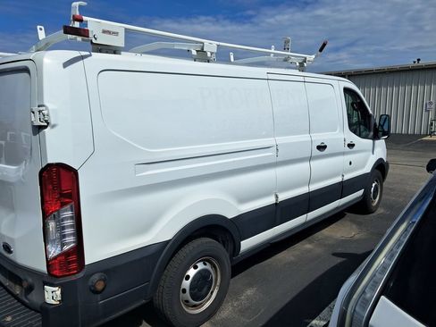 Used 2019 Ford Transit 150 148 Low Roof RWD image 7