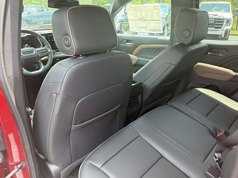 New 2026 GMC Canyon Denali AWD/4WD image 23