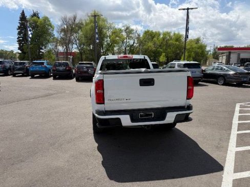 Used 2018 Chevrolet Colorado Z71 AWD/4WD image 12
