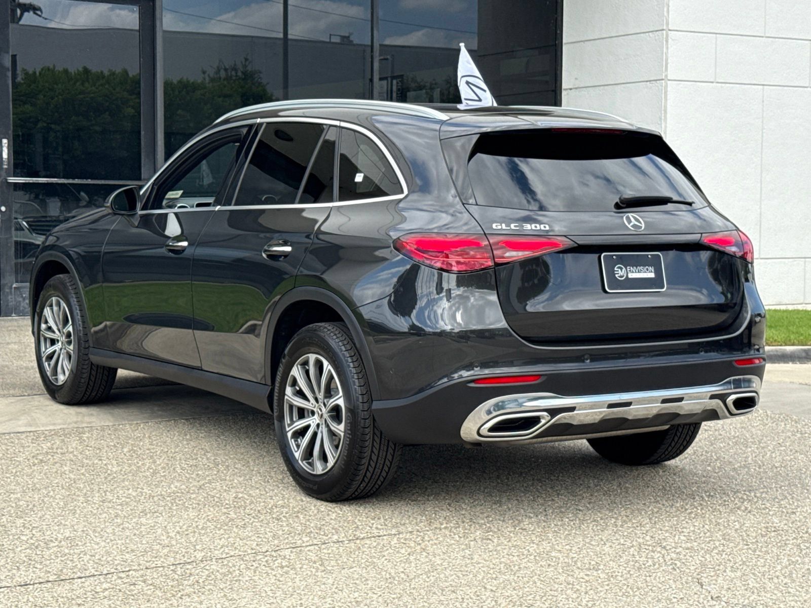 Used 2026 Mercedes-Benz GLC 300 image 10