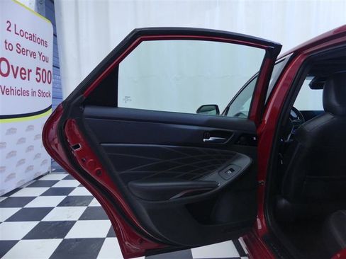 Used 2021 Toyota Avalon Limited w/ Advanced Safety Package image 30