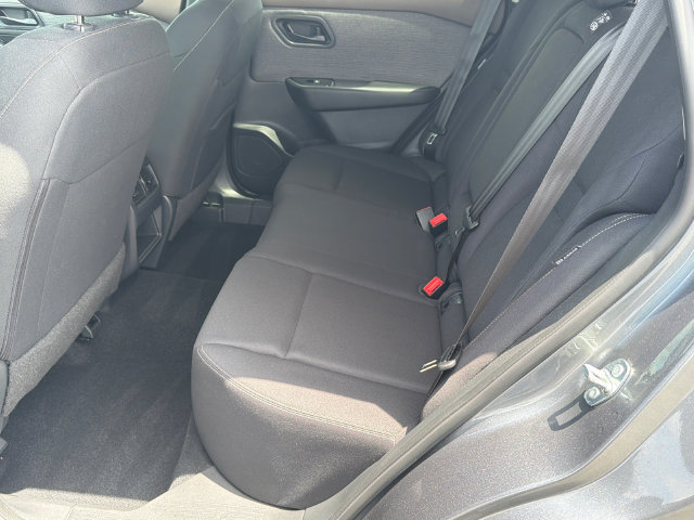 Used 2023 Nissan Rogue S FWD image 20