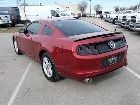 Used 2014 Ford Mustang Coupe RWD image 9