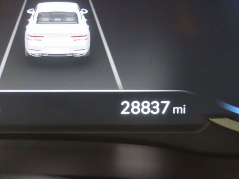 Used 2024 Genesis G80 2.5T image 10