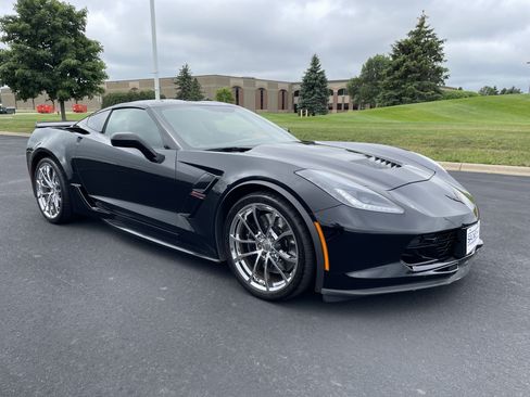 Used 2019 Chevrolet Corvette Grand Sport RWD image 7