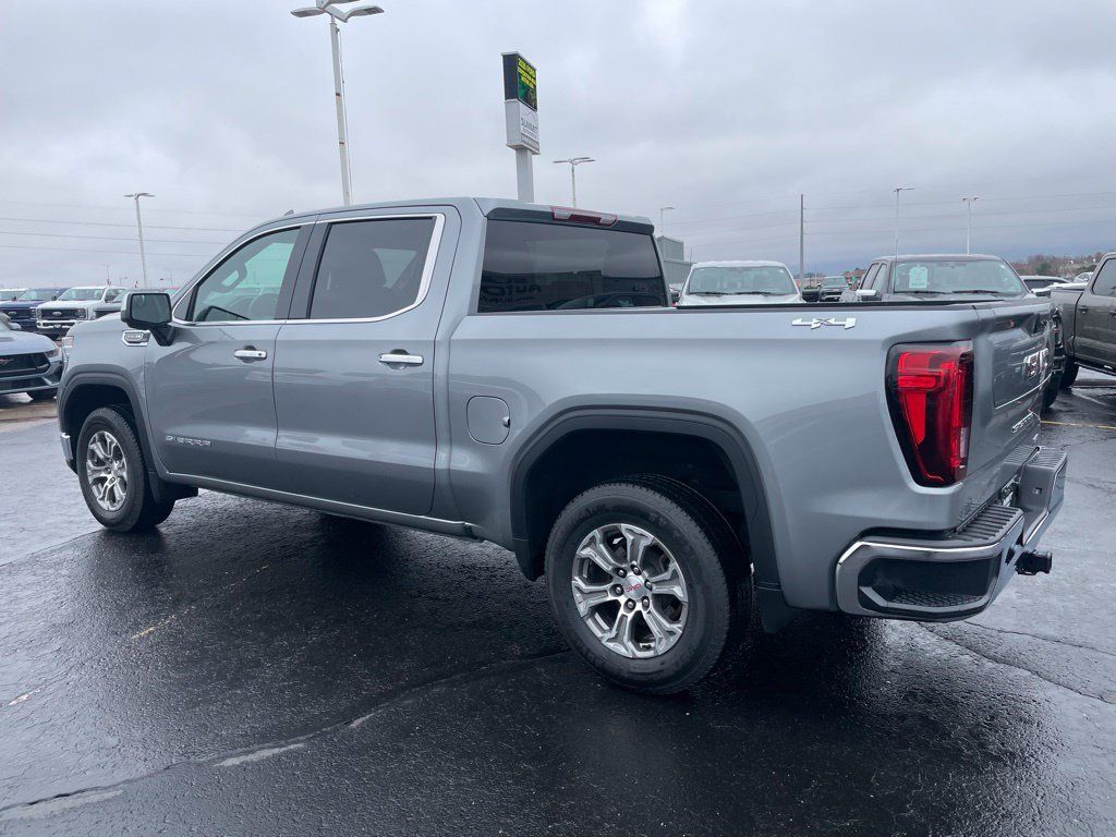 Used 2025 GMC Sierra 1500 SLT AWD/4WD image 5