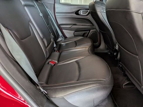 Used 2023 Jeep Compass Limited image 29